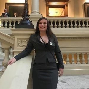 Meet your Posher, Katie